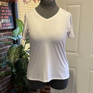 Athletic Works White V-Neck Short Sleeve Tee